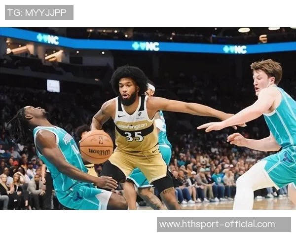 迪亚巴特表现出色抢下18个篮板黄蜂主帅称其为进攻体系关键一环 迪亚巴特表现出色抢下18个篮板黄蜂主帅称其为进攻体系关键一环